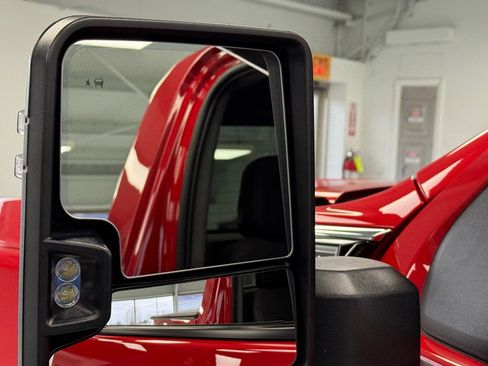 Used 2024 GMC Sierra 3500 SLE w/ SLE Convenience Package image 13