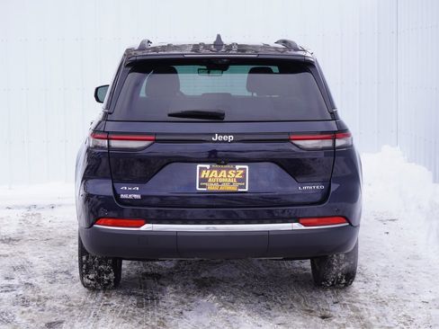 Used 2023 Jeep Grand Cherokee Limited w/ Luxury Tech Group II image 5