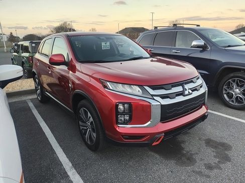 Used 2024 Mitsubishi Outlander Sport AWD image 3