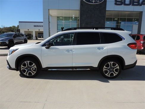 Certified 2025 Subaru Ascent Touring image 8