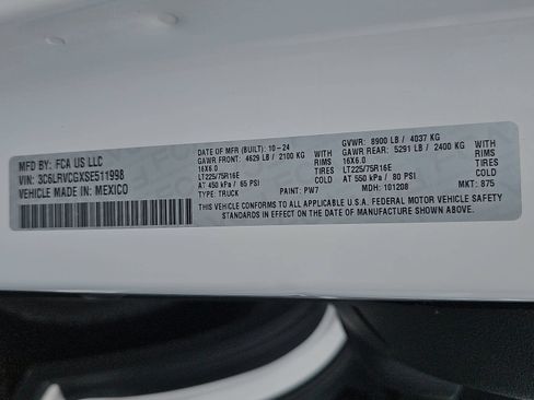 Used 2025 RAM ProMaster 2500 w/ Convenience Group FWD image 29