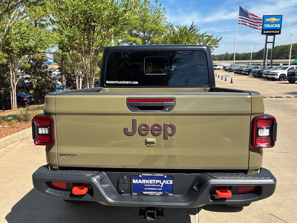 Used 2026 Jeep Gladiator Mojave AWD/4WD image 11