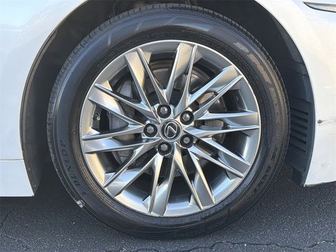 Used 2018 Lexus LS 500 image 12