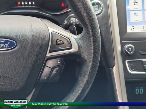 Used 2019 Ford Fusion SE image 13