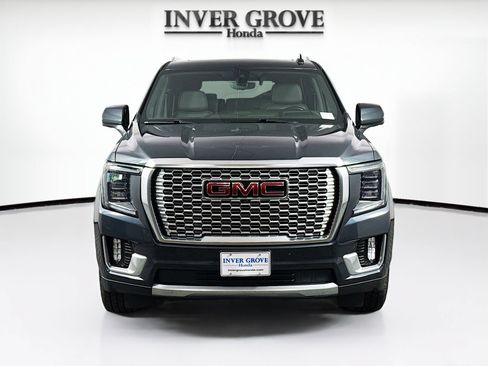 Used 2021 GMC Yukon Denali w/ Denali Premium Package AWD/4WD image 2