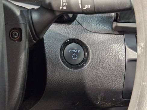 Used 2025 Toyota Camry LE w/ Convenience Package FWD image 33