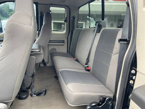Used 2010 Ford F250 XL AWD/4WD image 26