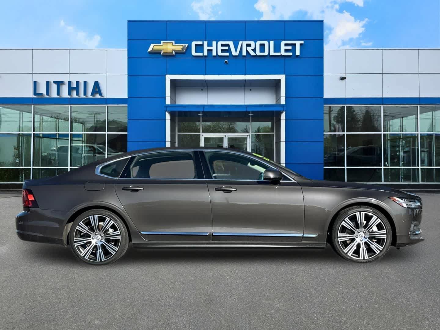 Used 2023 Volvo S90 B6 Plus w/ Protection Package Premier AWD/4WD image 8