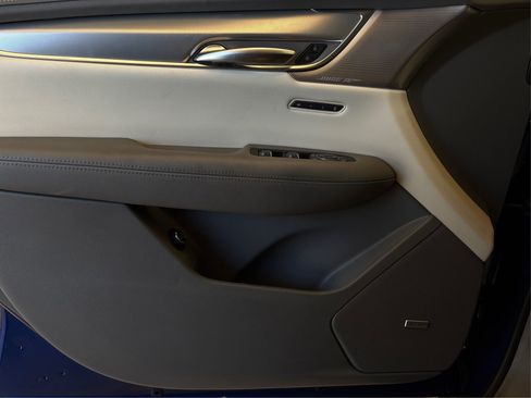 Certified 2024 Cadillac XT5 Premium Luxury image 21