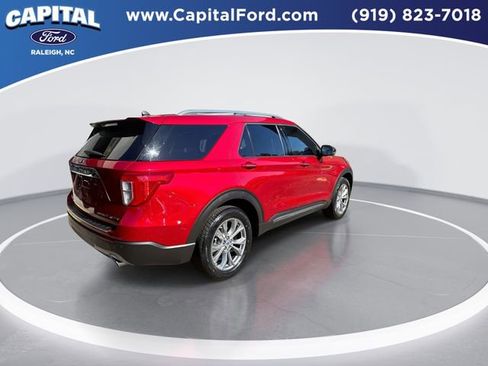 Certified 2023 Ford Explorer Limited w/ Limited Technology Package image 8