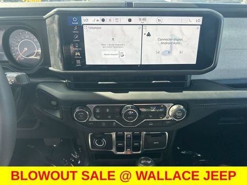 Used 2026 Jeep Wrangler Unlimited Sahara AWD/4WD image 20