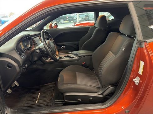 Used 2023 Dodge Challenger R/T image 7