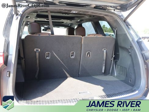 Used 2022 Kia Telluride SX w/ SX Prestige Package AWD/4WD image 17