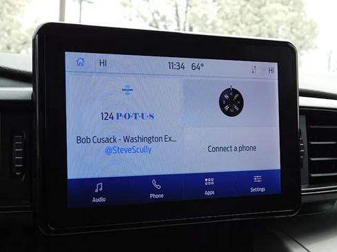 Used 2023 Ford Explorer XLT AWD/4WD image 19