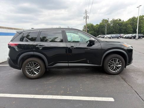 Used 2023 Nissan Rogue S FWD image 6