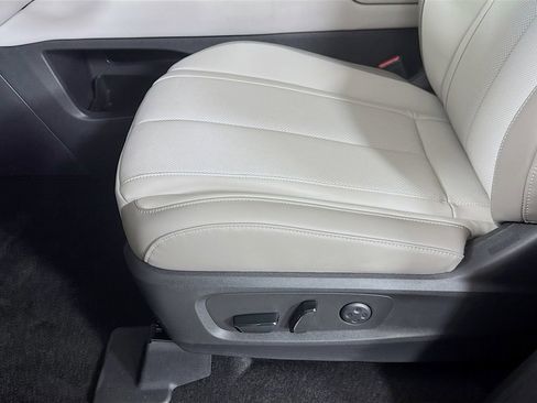 New 2026 INFINITI QX60 Luxe w/ Cargo Package image 25