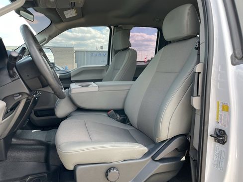 Used 2021 Ford F250 XL w/ Power Equipment Group image 8