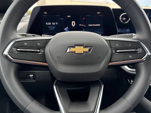 New 2026 Chevrolet Equinox EV LT FWD image 23