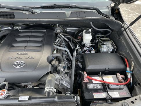 Used 2019 Toyota Tundra SR5 image 37