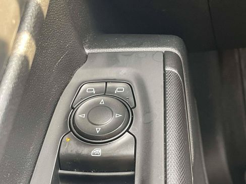Used 2022 Chevrolet Silverado 1500 Custom RWD image 27