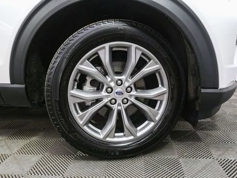 Used 2023 Ford Explorer Limited w/ Limited Technology Package AWD/4WD image 15