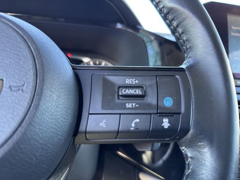 Used 2022 Nissan Pathfinder SV image 20