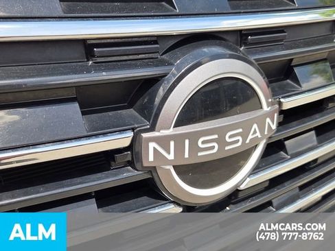 Used 2025 Nissan Rogue SV FWD image 26