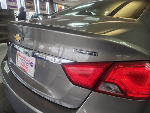 Used 2019 Chevrolet Impala Premier image 27