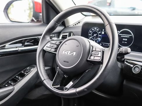 Certified 2024 Kia Seltos S FWD image 16