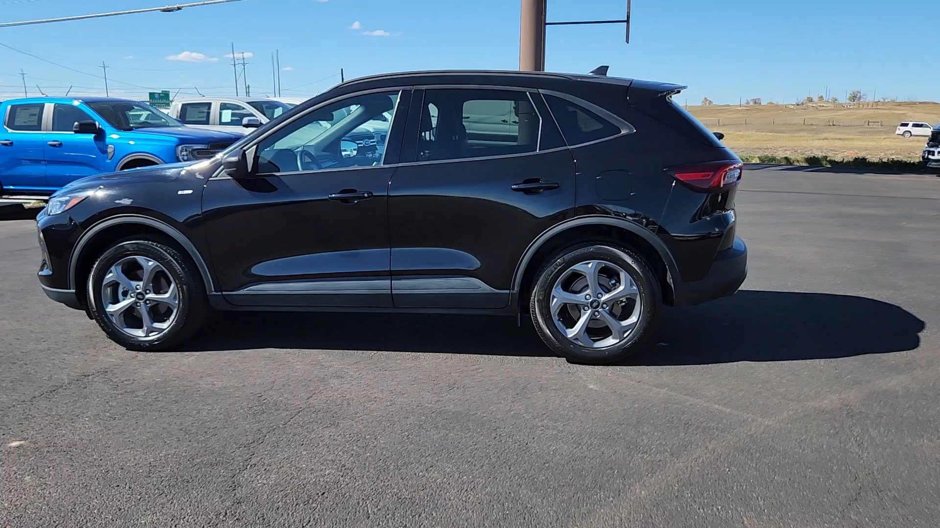 Certified 2026 Ford Escape ST-Line AWD/4WD image 3