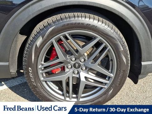 Used 2025 Ford Explorer ST AWD/4WD image 12