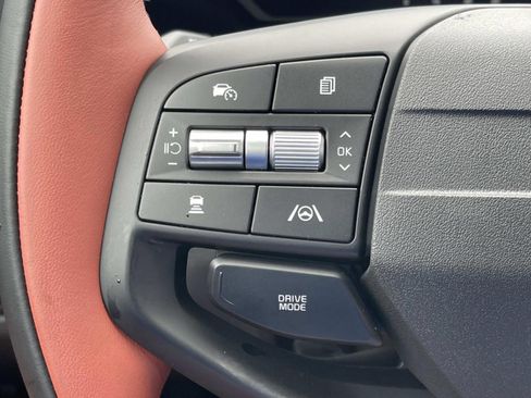New 2026 Kia Sportage SX FWD image 33
