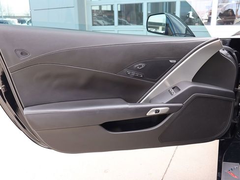 Used 2014 Chevrolet Corvette Z51 3LT w/ 3LT Preferred Equipment Group image 39