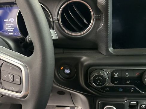 Used 2023 Jeep Wrangler Unlimited Sahara w/ Cold Weather Group image 12