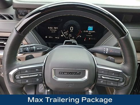 Used 2025 GMC Yukon Denali Ultimate AWD/4WD image 4