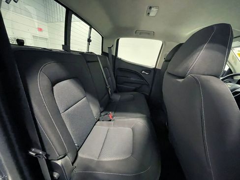 Used 2022 Chevrolet Colorado LT w/ LT Convenience Package image 24