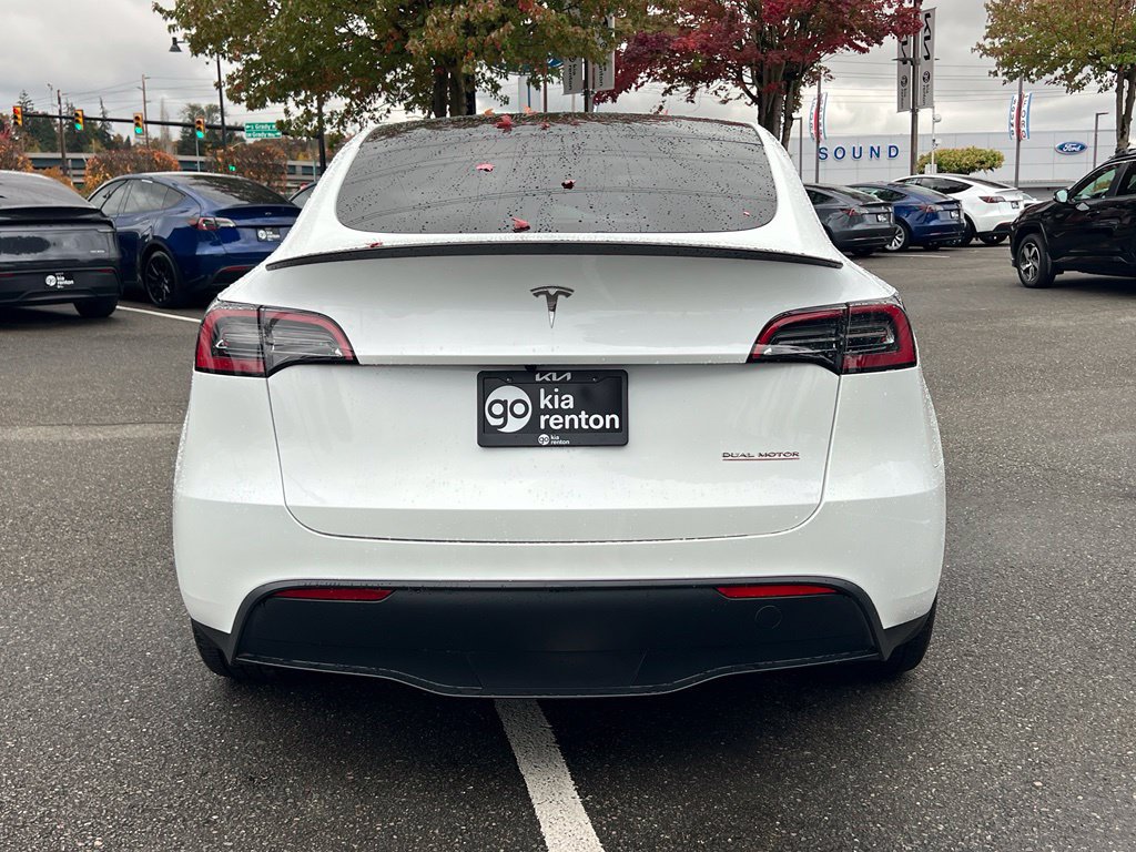 Used 2023 Tesla Model Y Performance AWD/4WD image 8