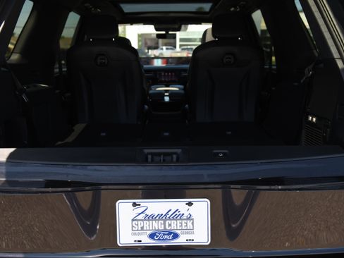 Used 2025 Lincoln Navigator Reserve w/ Jet Appearance Package AWD/4WD image 19