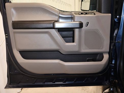 Certified 2018 Ford F150 XLT w/ Equipment Group 302A Luxury image 10