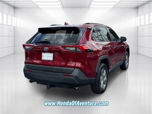 Used 2024 Toyota RAV4 LE AWD/4WD image 5