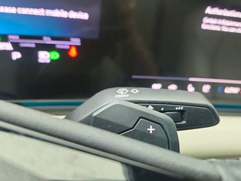 Used 2025 Audi A6 e-tron Prestige w/ Beige Warm Weather Package image 45