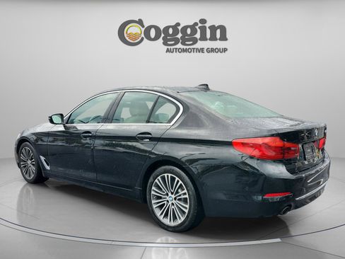 Used 2019 BMW 530i 530i w/ Luxury Package image 4