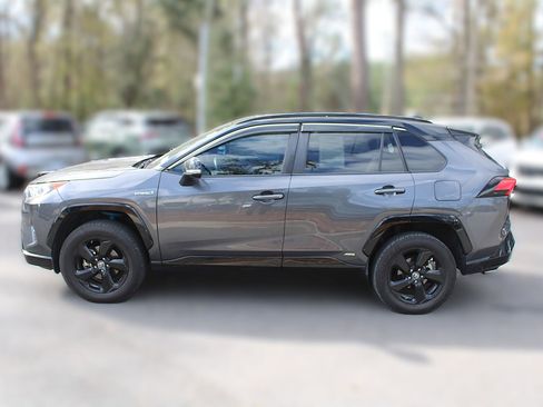 Used 2019 Toyota RAV4 XSE image 5