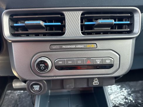 Used 2026 Ford Maverick XLT AWD/4WD image 16