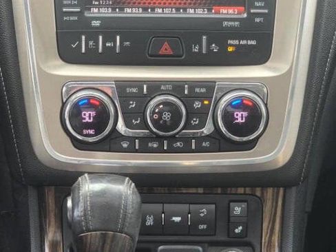 Used 2015 GMC Acadia Denali image 23