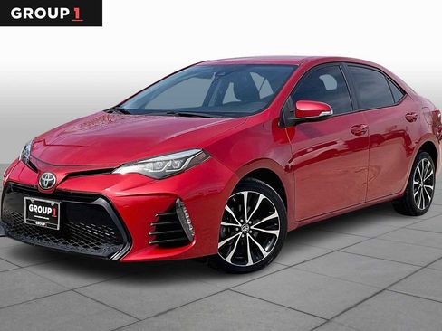 Used 2019 Toyota Corolla SE image 1