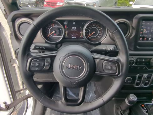 Certified 2020 Jeep Wrangler Unlimited Sport S AWD/4WD image 21