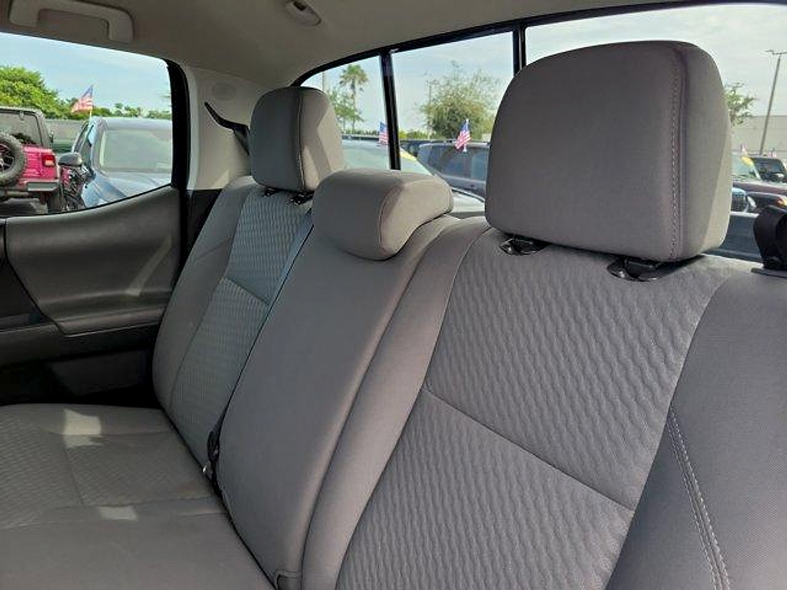 Used 2023 Toyota Tacoma SR5 RWD image 12