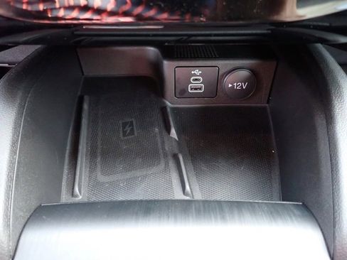 Certified 2024 Ford Escape Platinum image 25