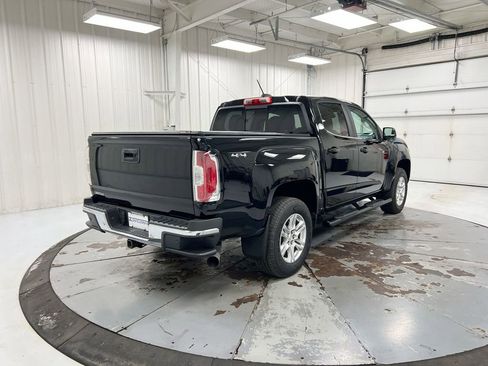 Used 2019 GMC Canyon SLE w/ Driver Alert Package AWD/4WD image 3